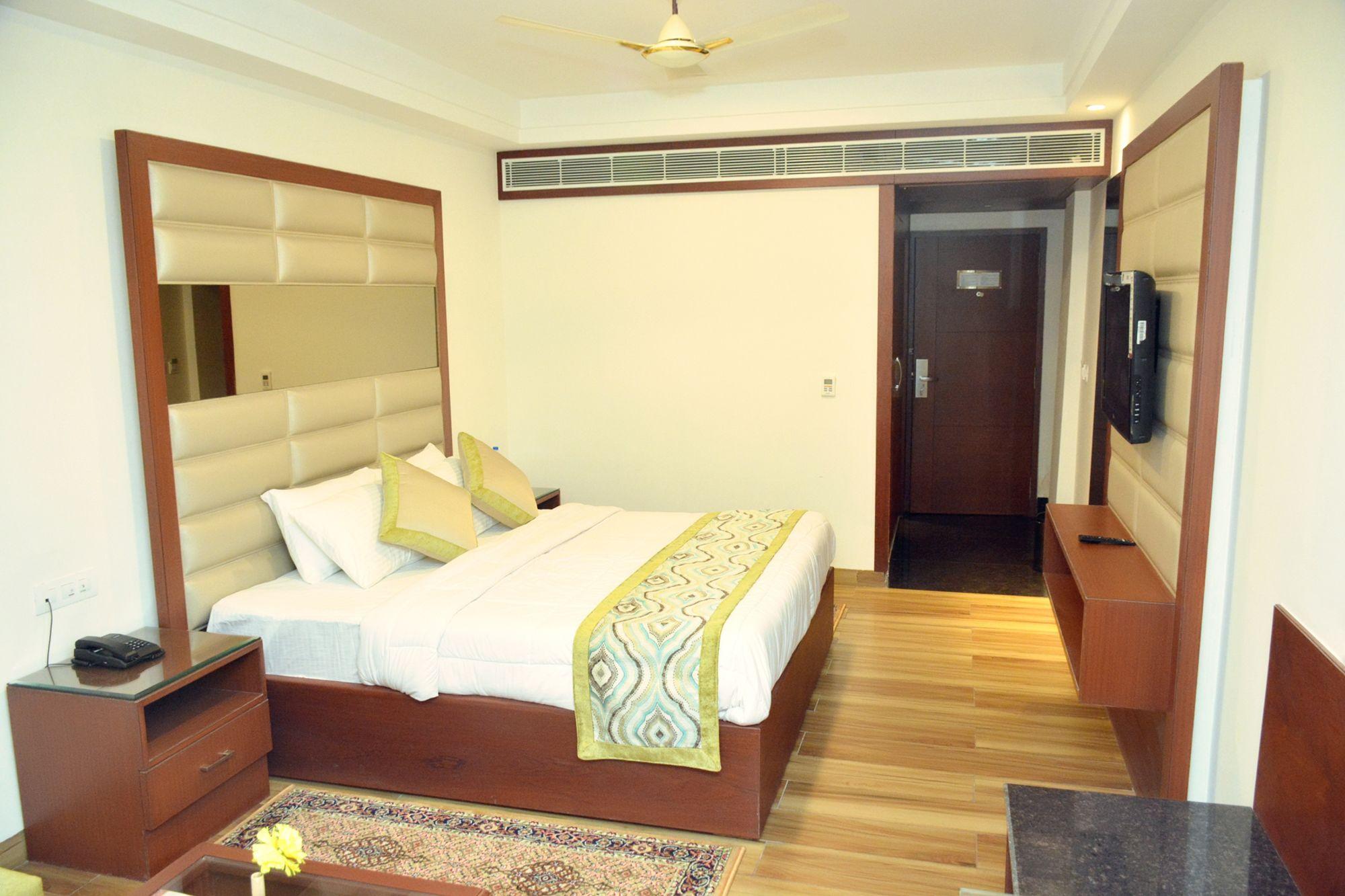 Hotel Ambica Katra Katra  Bagian luar foto