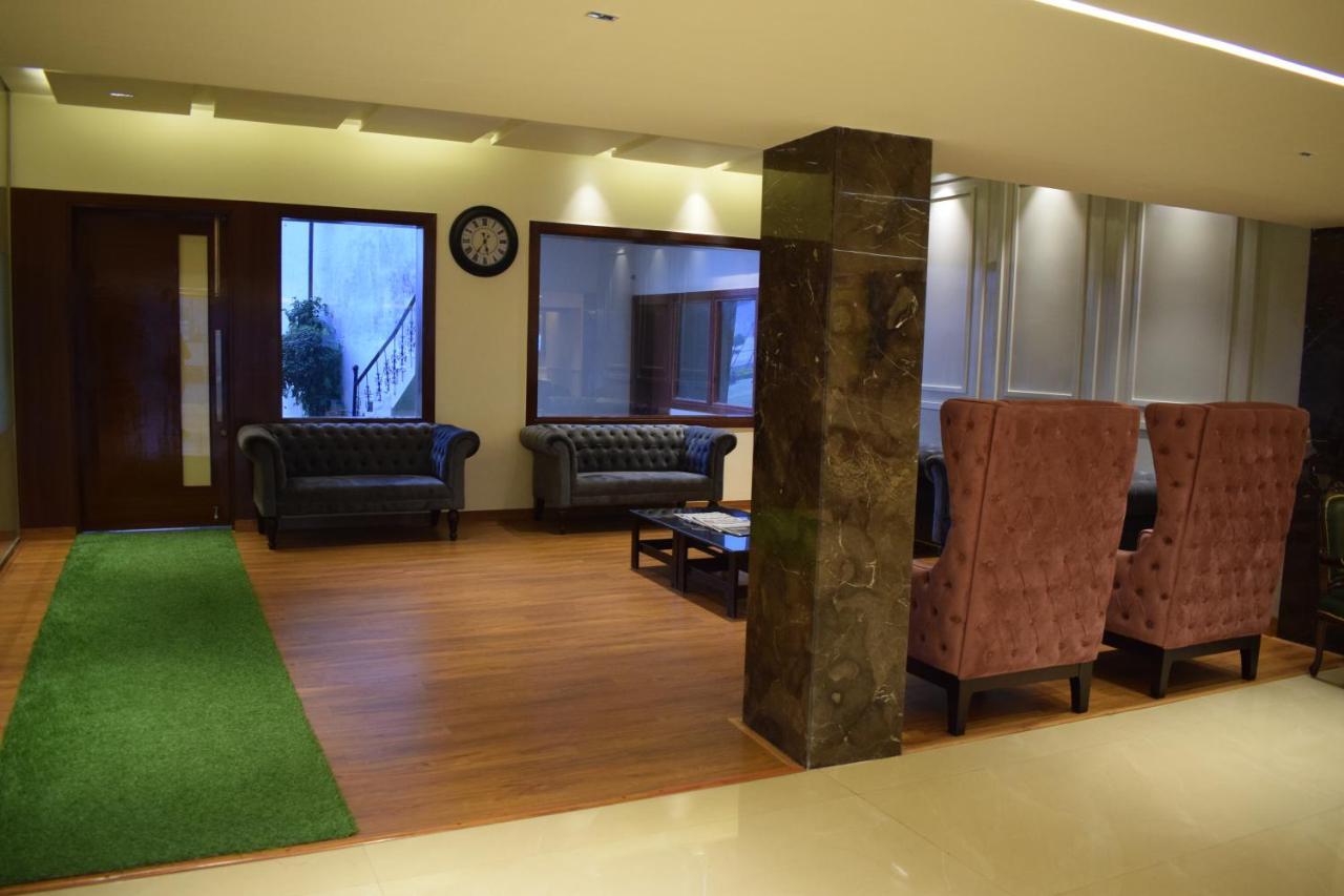 Hotel Ambica Katra Katra  Bagian luar foto