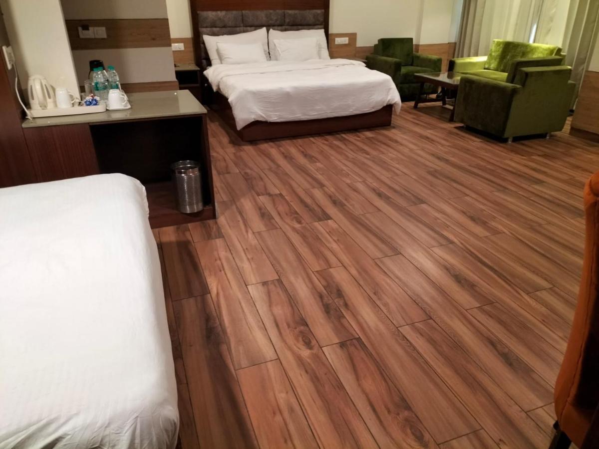 Hotel Ambica Katra Katra  Bagian luar foto