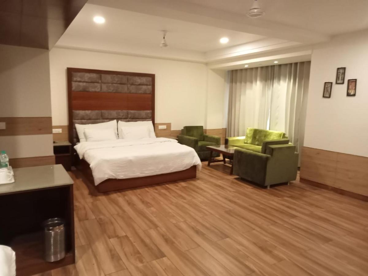 Hotel Ambica Katra Katra  Bagian luar foto