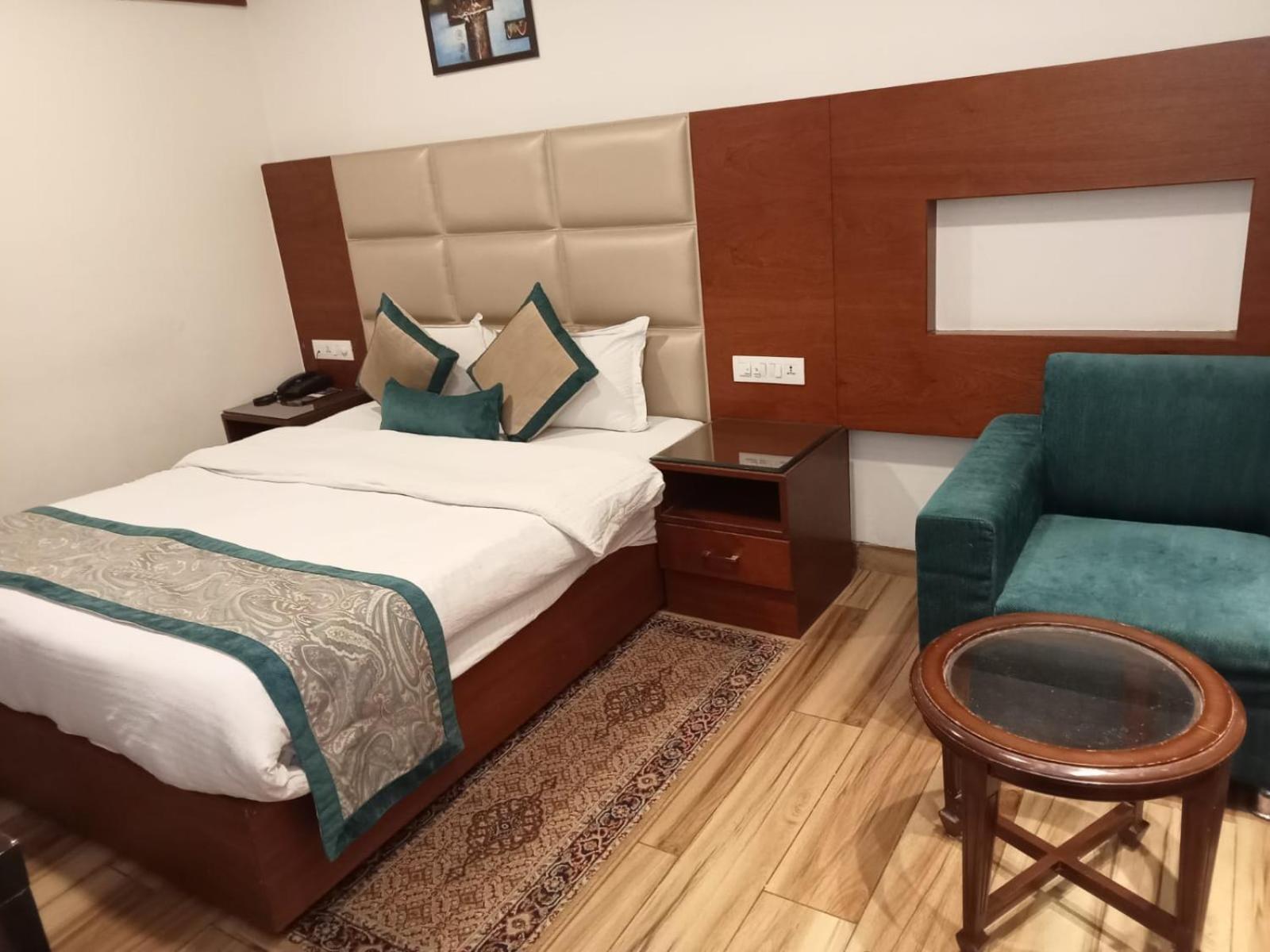 Hotel Ambica Katra Katra  Bagian luar foto