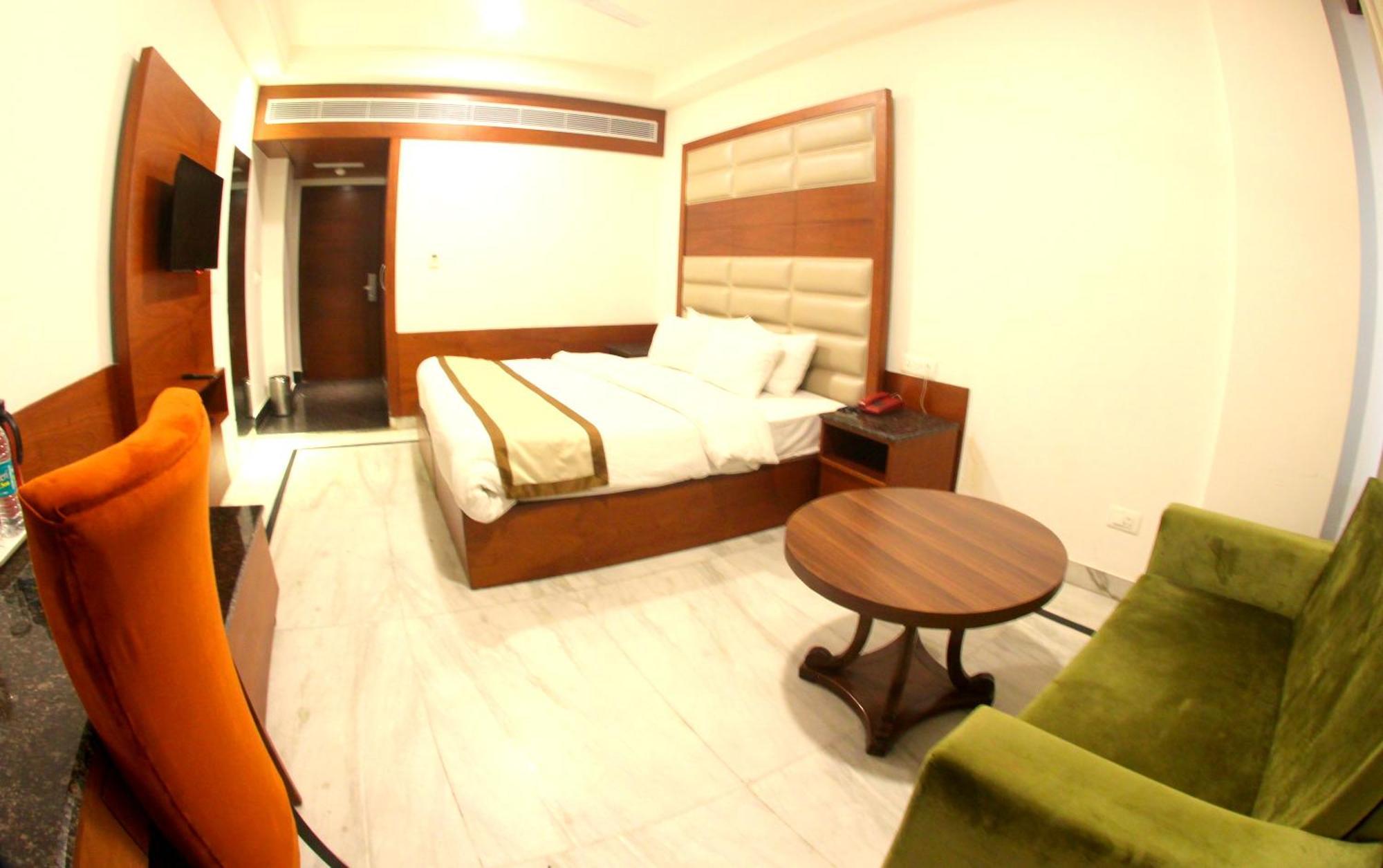 Hotel Ambica Katra Katra  Bagian luar foto