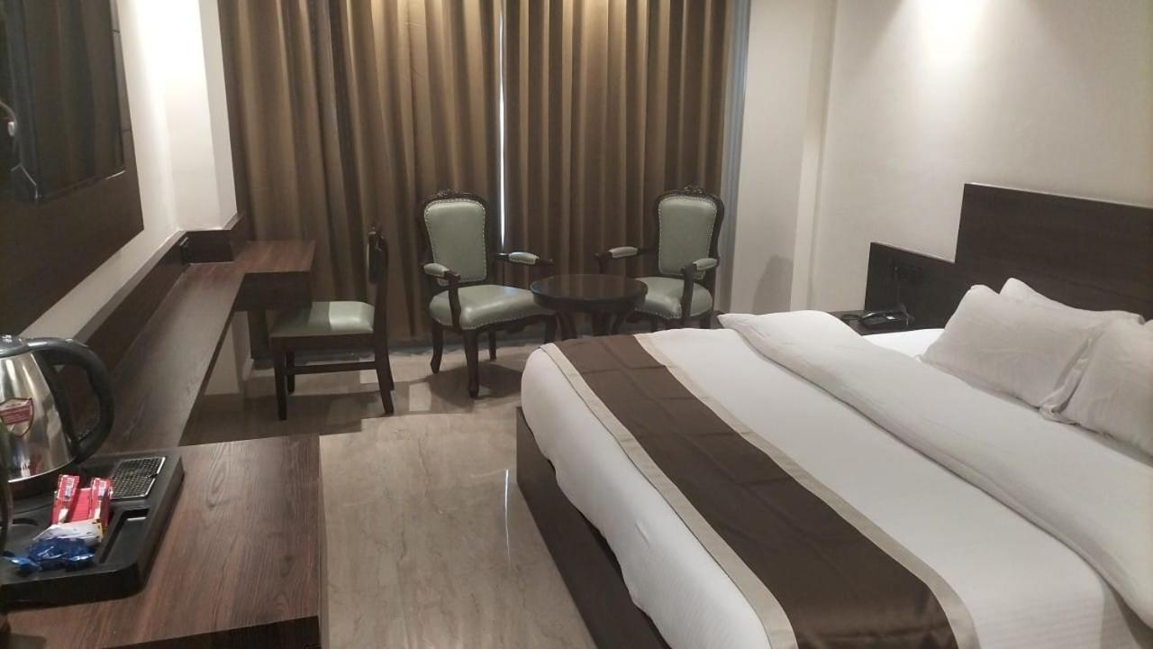 Hotel Ambica Katra Katra  Bagian luar foto