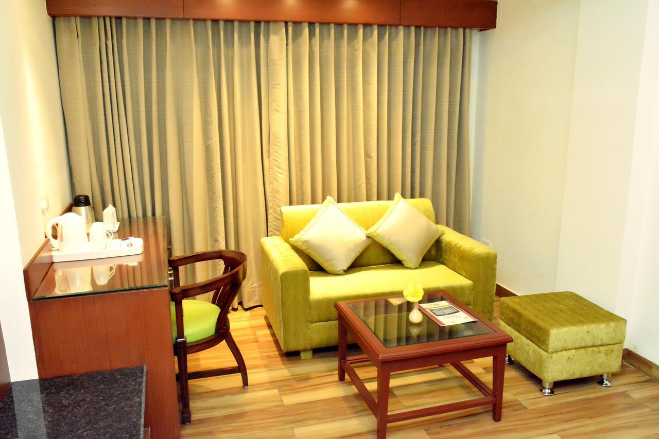 Hotel Ambica Katra Katra  Bagian luar foto